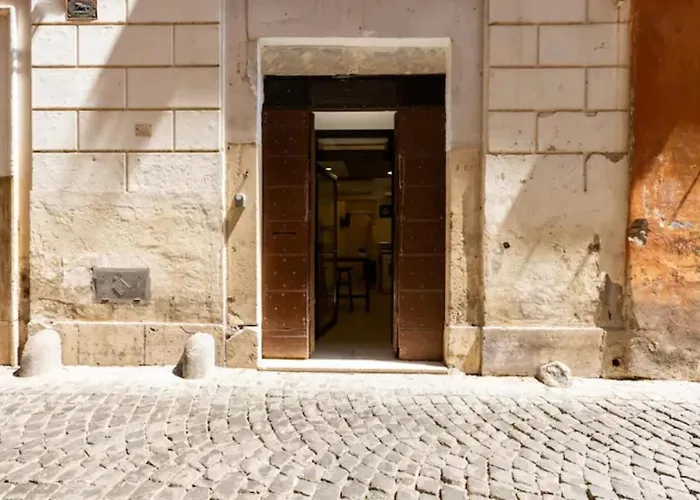 Historical Workshop Apartment - Fico